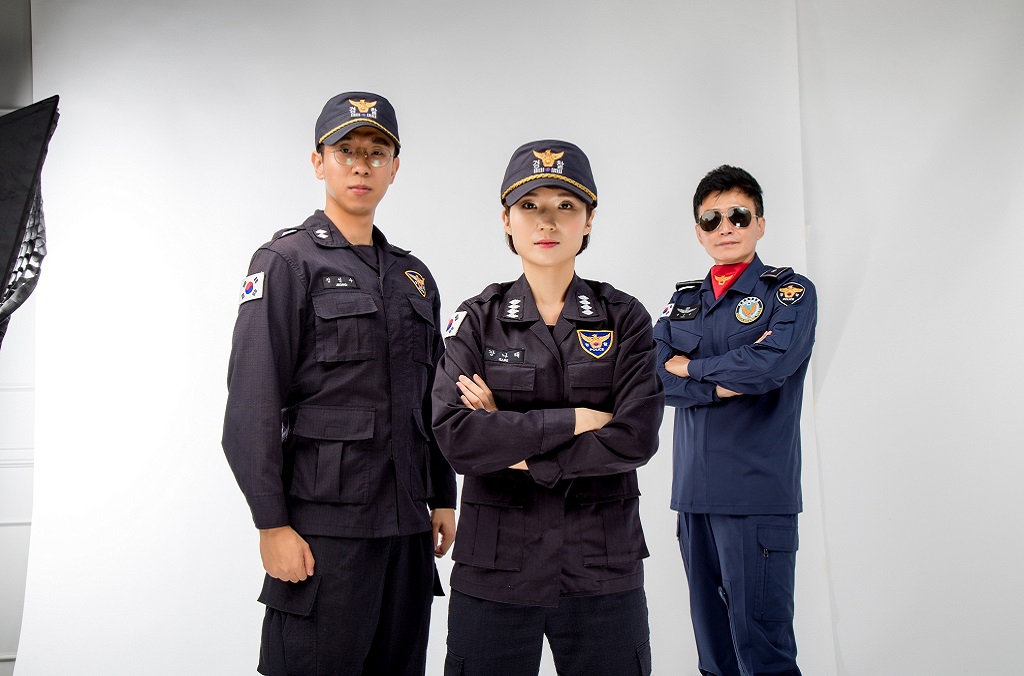Korean riot police uniform